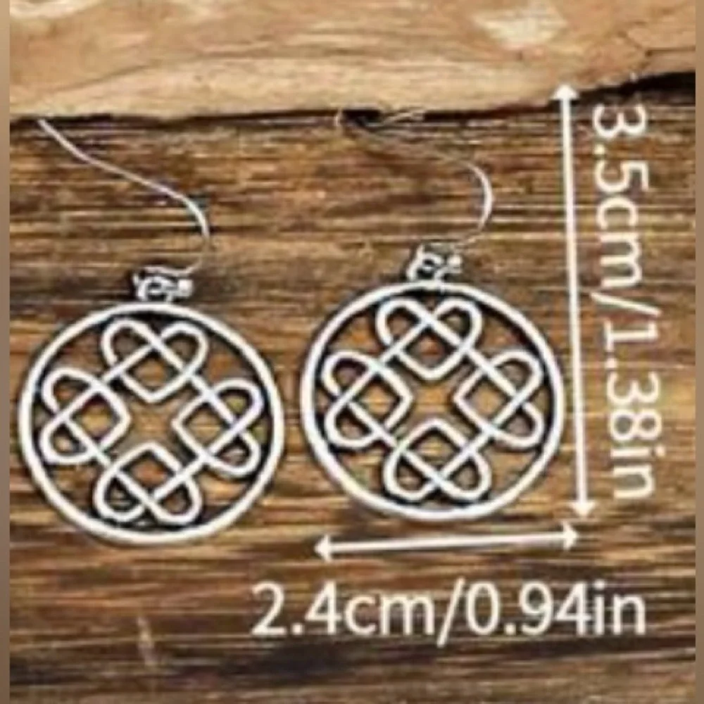 Vintage Style Antique Silver Geometric Hollow Out Drop Earrings - Picture 2 of 2